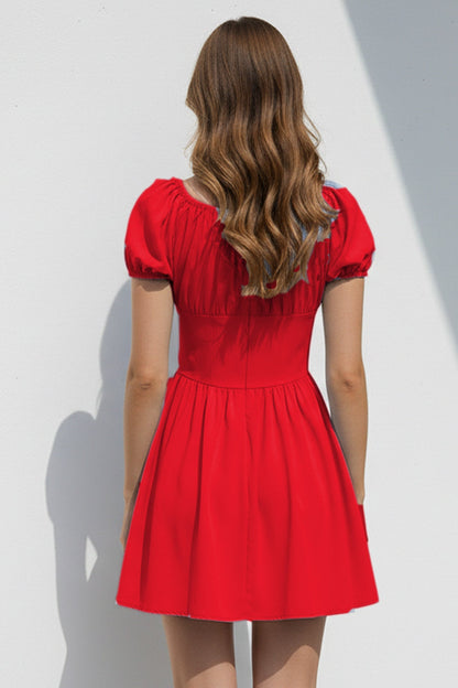 Classic Vintage Dress with a Flattering Fit