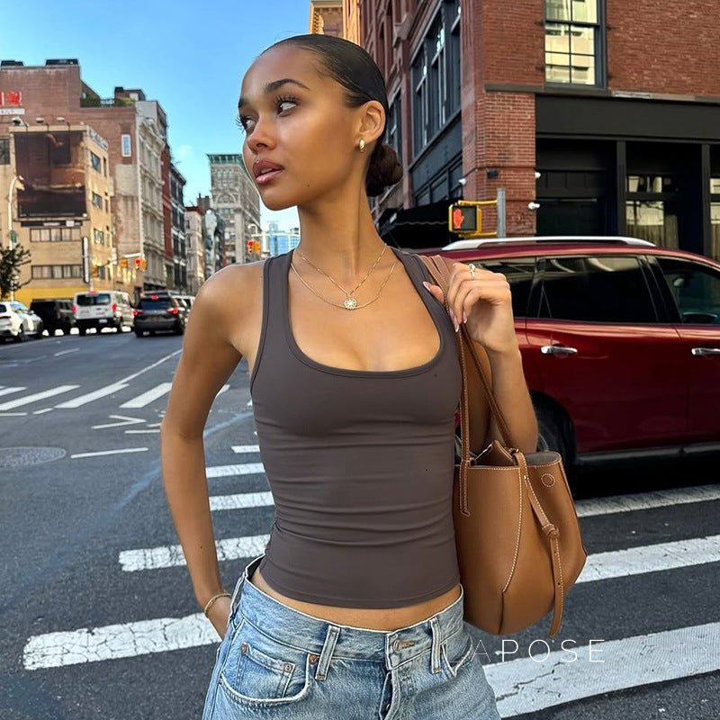 Effortlessly Elegant Top with a Timeless Design