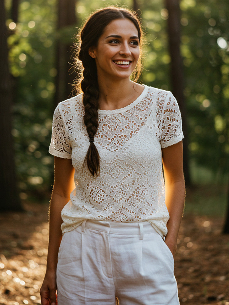 Women's Casual Solid Color Lace Hollow Design T-shirt elevenforest
