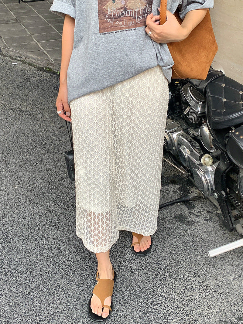 Gracefully Styled Garment for Any Occasion