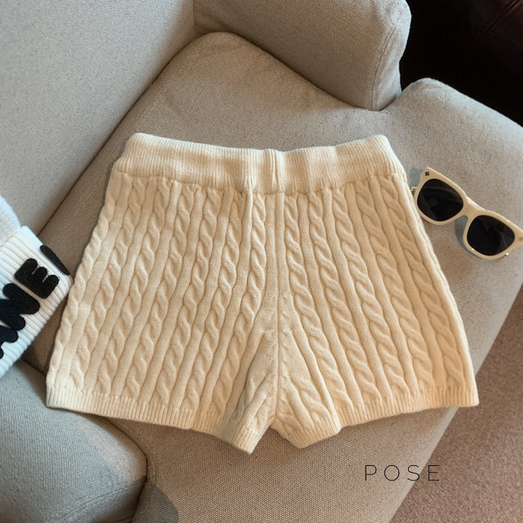 Classic Vintage & Enduringly Stylish Garment