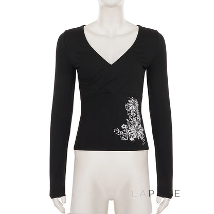 Effortlessly Elegant Top with a Timeless Design