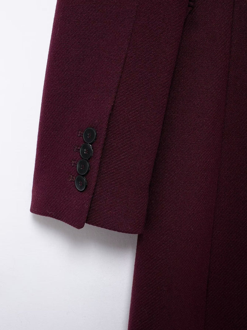 Sophisticated Coat with a Clean Classic Look