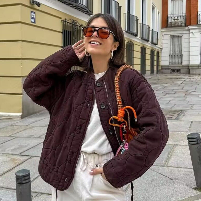 Effortlessly Elegant Jacket with a Timeless Design