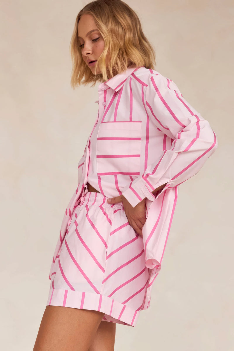 Gracefully Styled Garment for Any Occasion