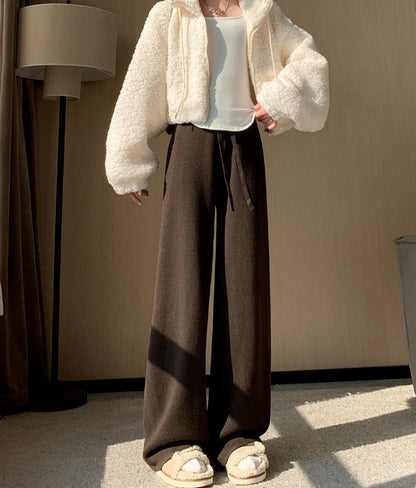 Polished Pants with an Effortless Classic Look