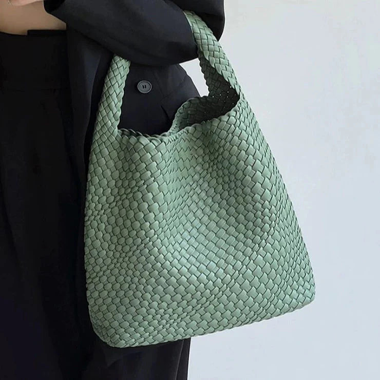 Beautifully Crafted Bag in a Classic Style