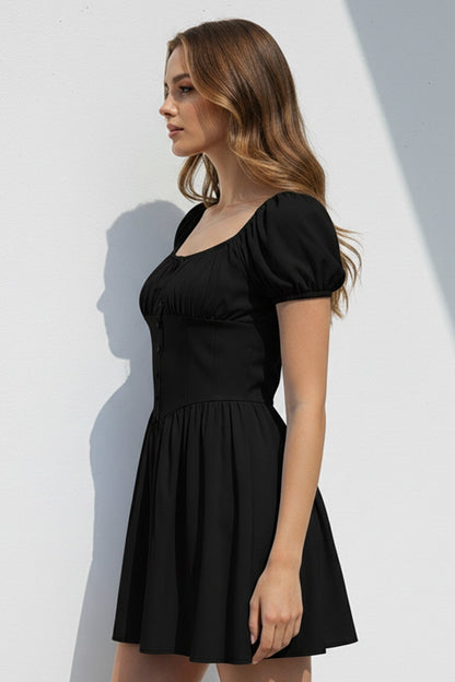 Classic Vintage Dress with a Flattering Fit