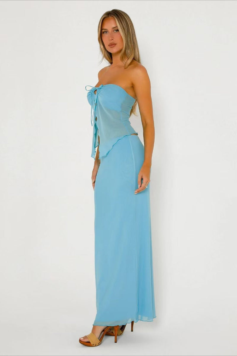 Sophisticated Garment with a Clean Classic Look