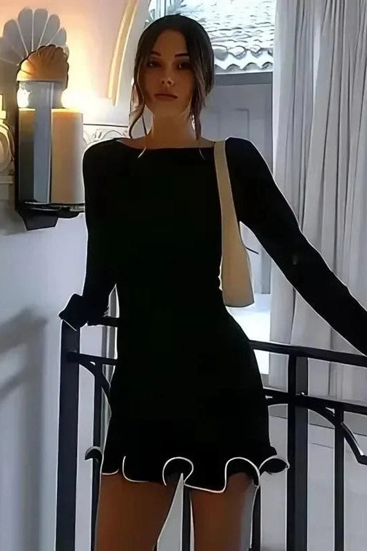 Effortlessly Elegant Dress with a Timeless Design
