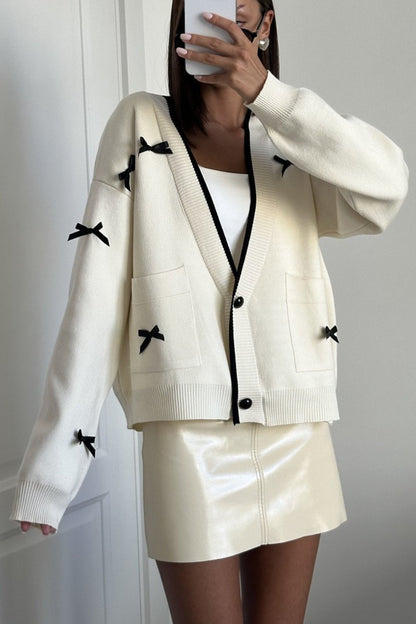 Gracefully Styled Cardigan for Any Occasion