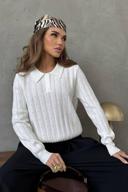 Elegantly Styled Blouse for Everyday Wear