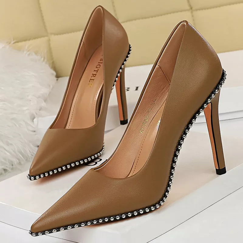 Classic Vintage & Enduringly Stylish Heels