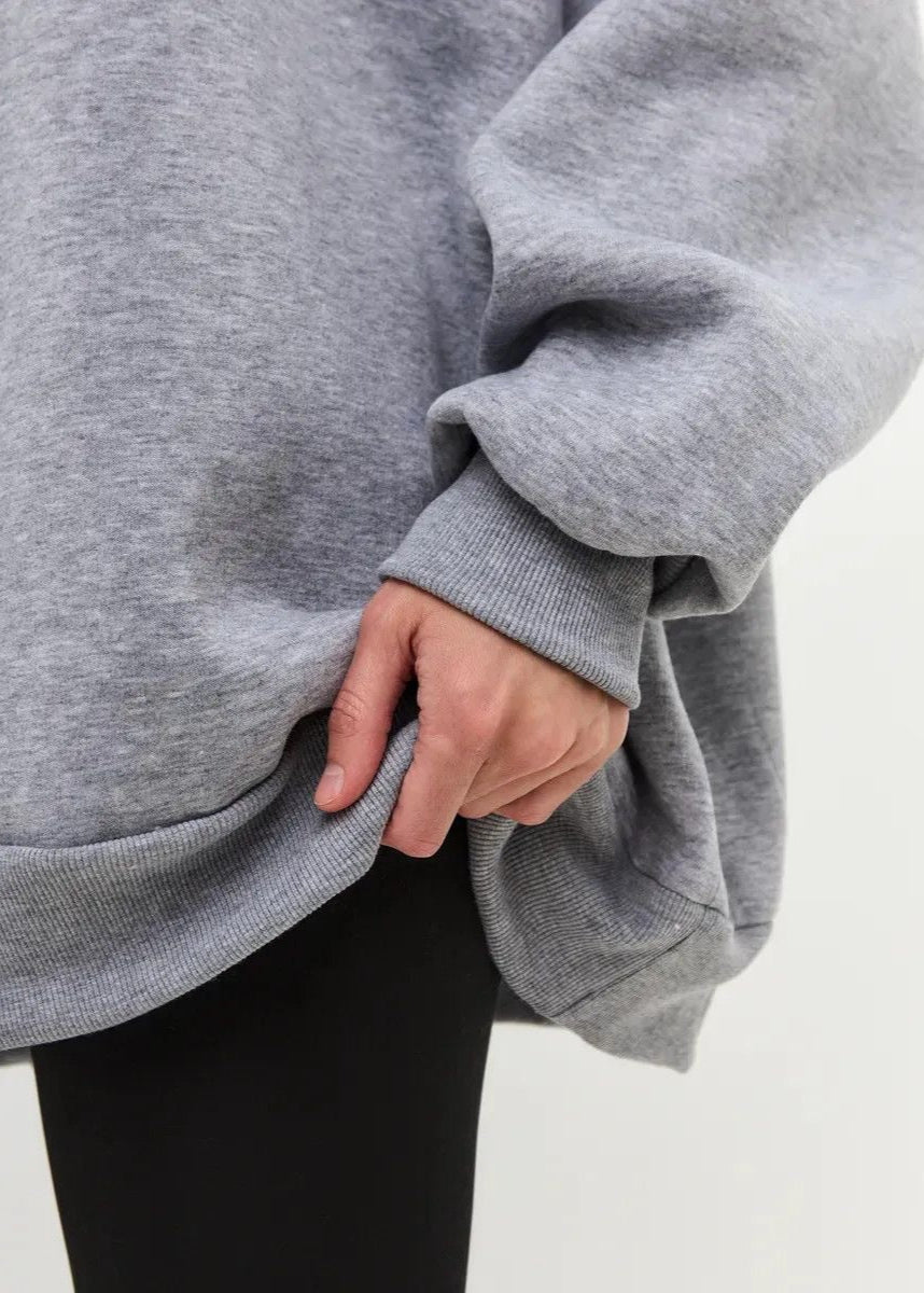 Well Tailored Pullover with a Graceful Silhouette