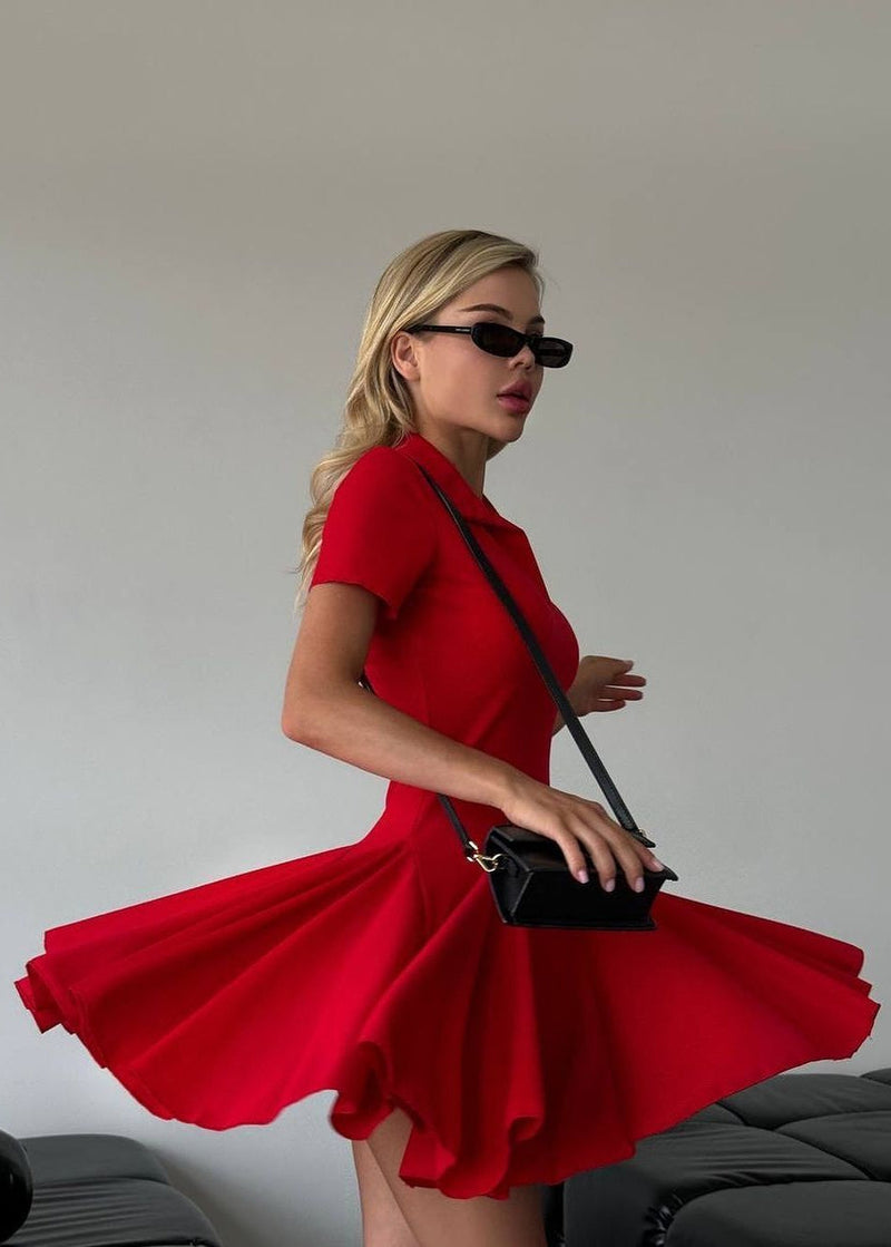 Sophisticated Dress with a Clean Classic Look