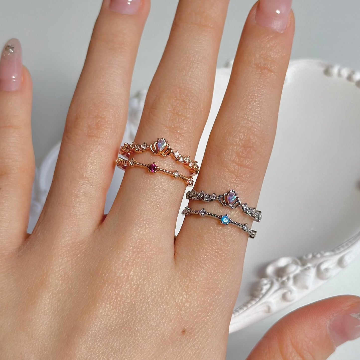 [] Valentina Tiara Ring in Rose Gold