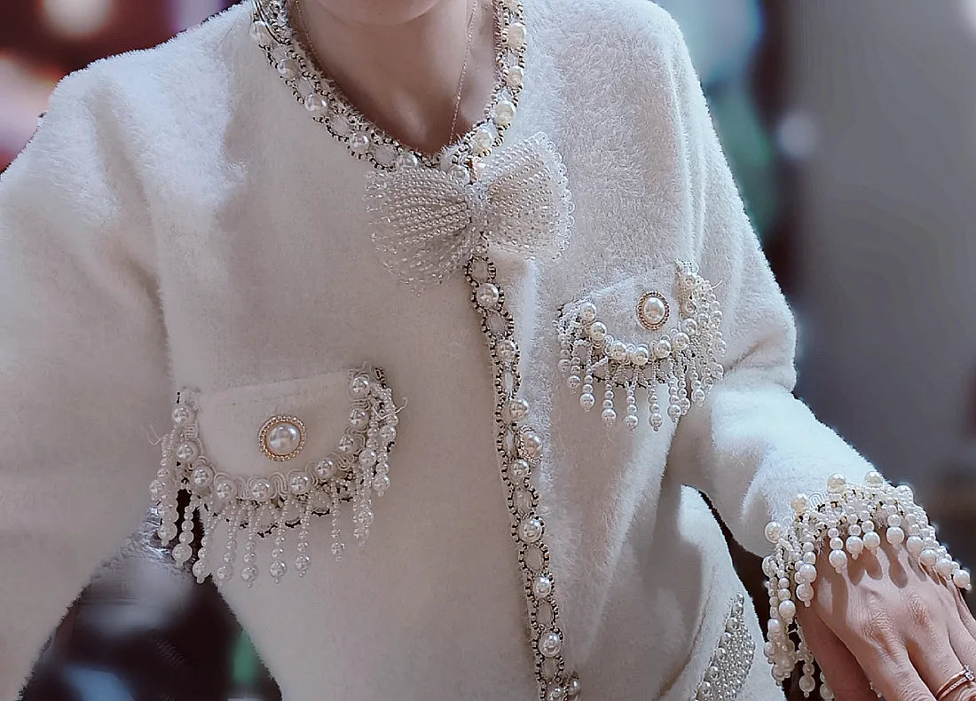 Beautiful Pearl Ring with Unique Style