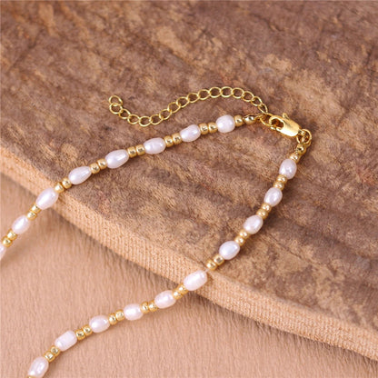 Pearl Shell Daisy Necklace