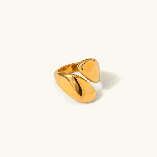 Hattaria Gold Ring