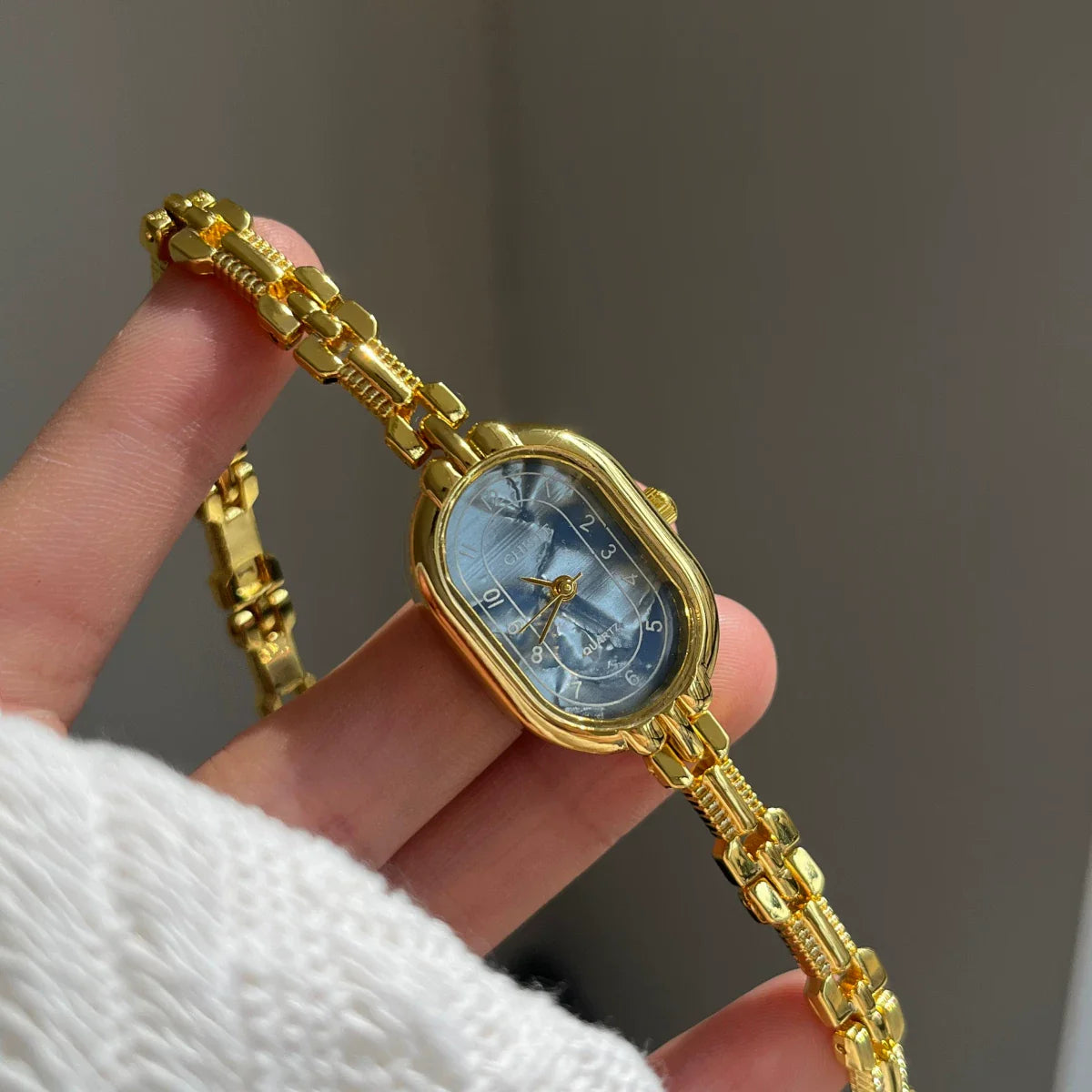 Oval Mother-of-pearl Bracelet Watch