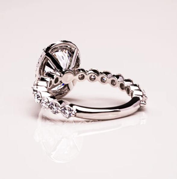Jenny Oval Ring