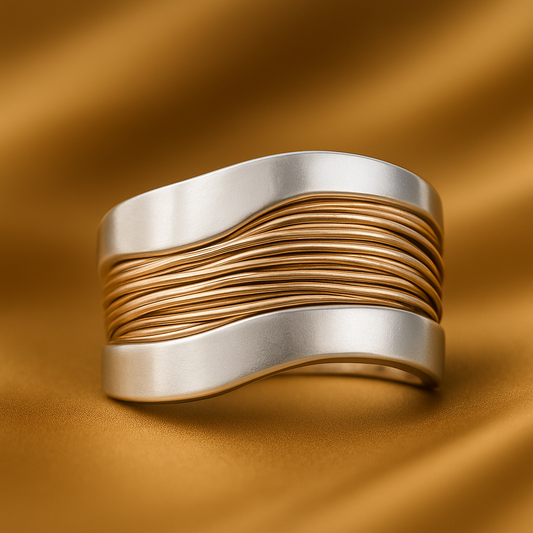 Luxe Golden Thread Silver Ring