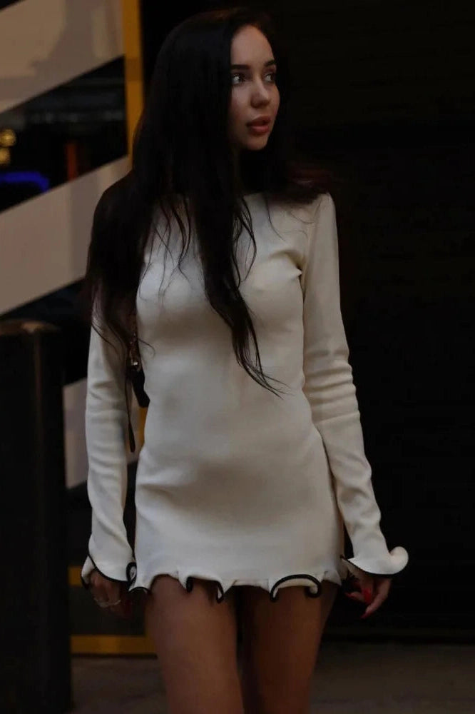 Sophisticated Dress with a Clean Classic Look