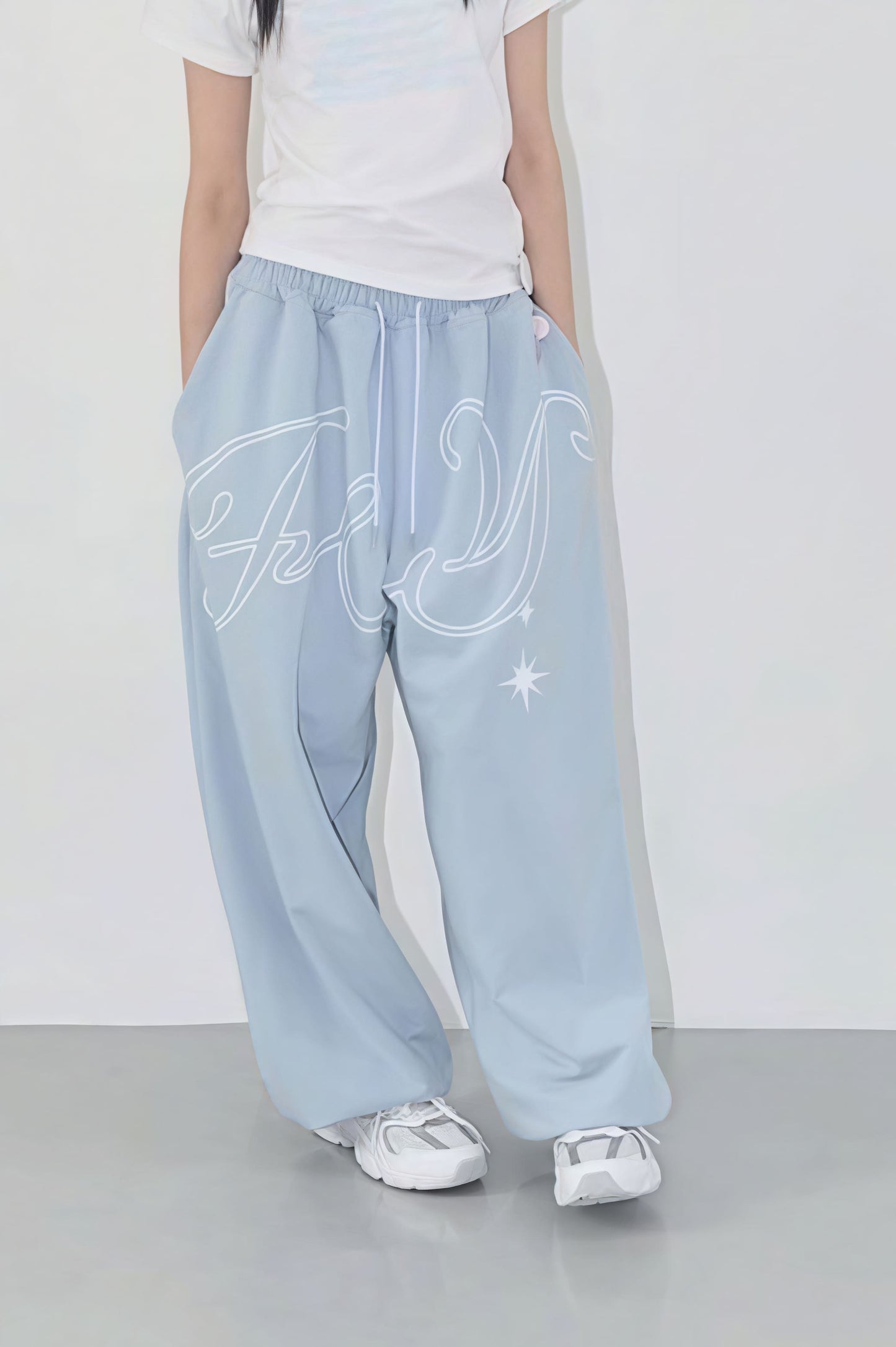 Elegantly Styled Pants for Everyday Wear