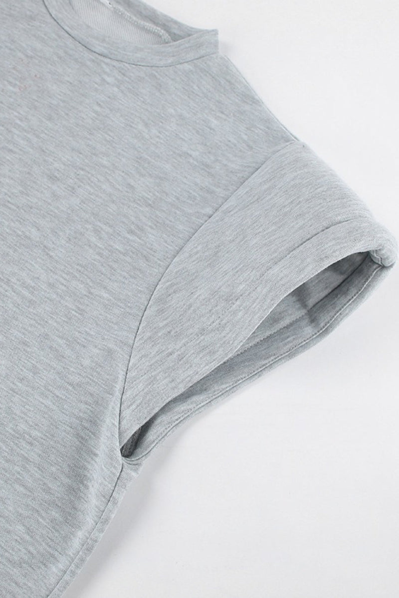 Classic Vintage Pullover with a Flattering Fit