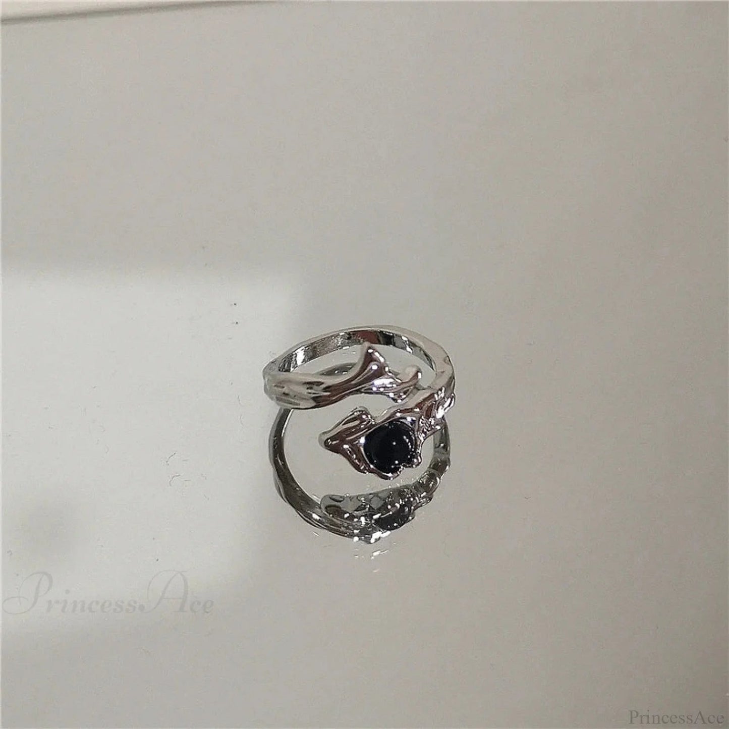 Rebellious Harajuku Dark Ring