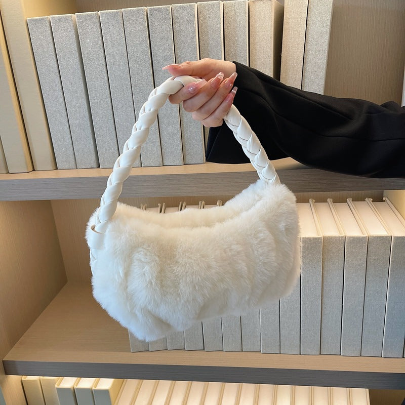 Elegantly Styled Bag for Everyday Wear