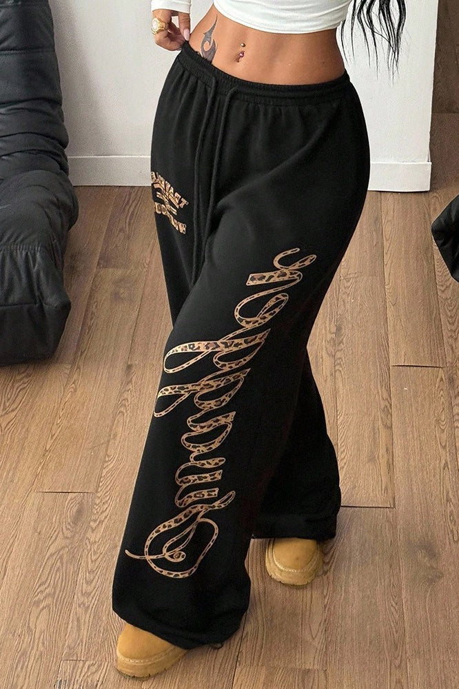 Gracefully Styled Pants for Any Occasion