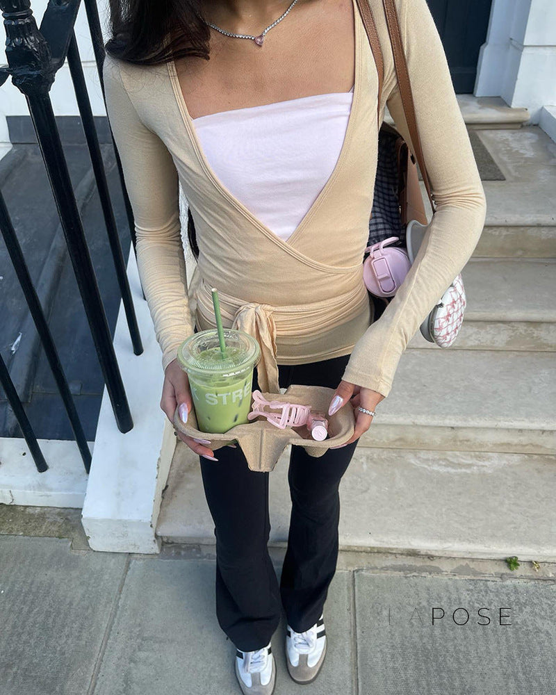 Effortlessly Elegant Top with a Timeless Design