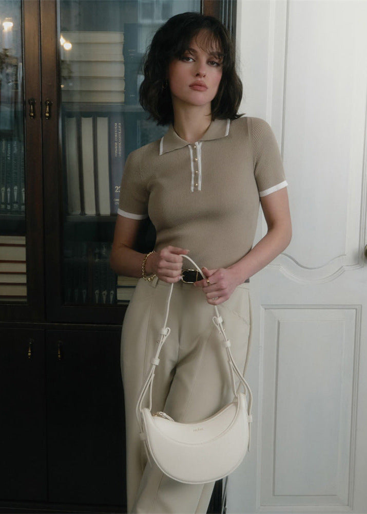 Well Tailored Top with a Graceful Silhouette