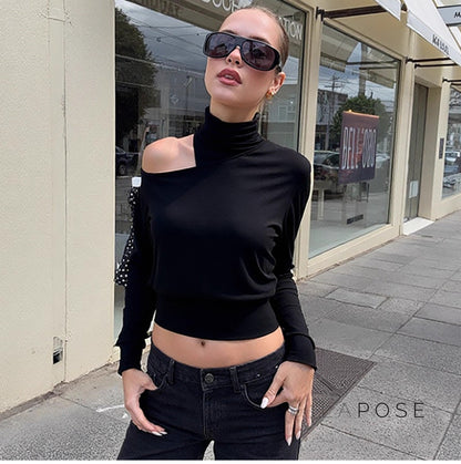 Effortlessly Elegant Top with a Timeless Design