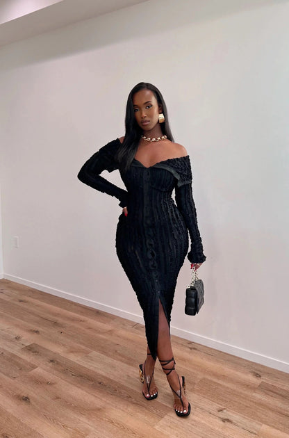 Sophisticated Dress with a Clean Classic Look