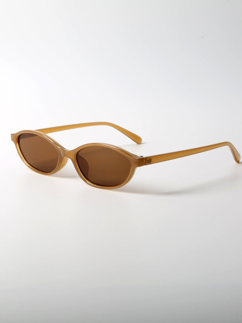 Effortlessly Elegant Garment with a Timeless Design