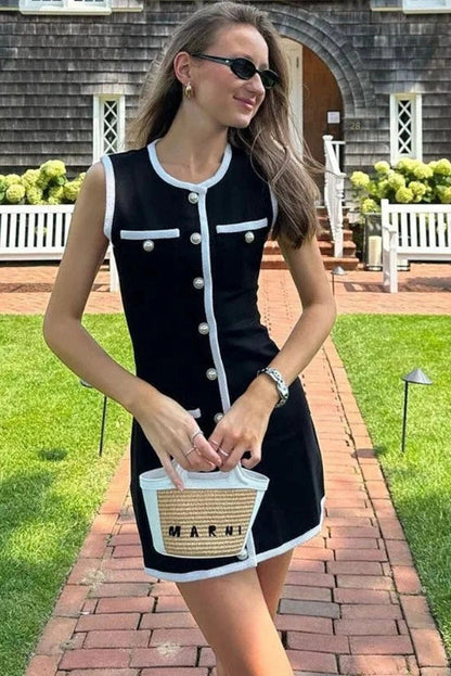 Classic Vintage & Enduringly Stylish Dress