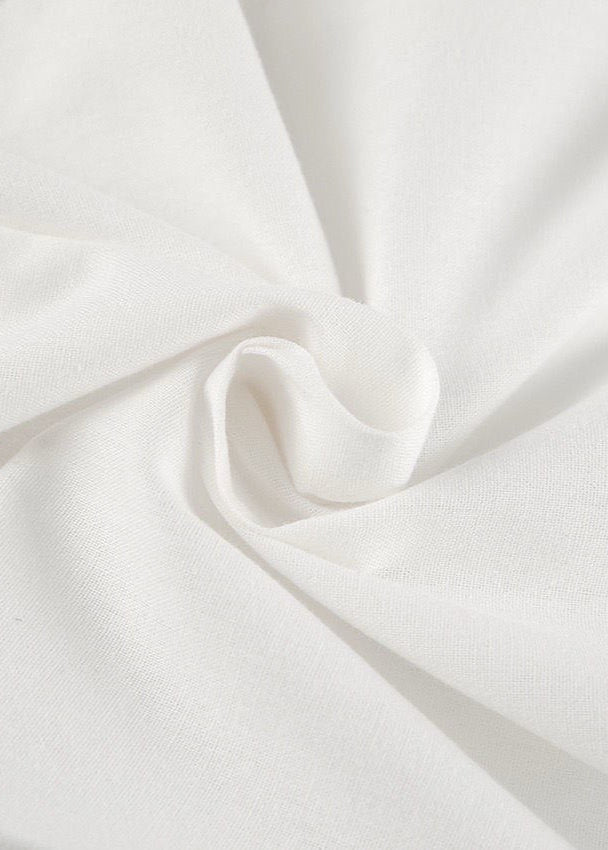 Effortlessly Elegant Top with a Timeless Design