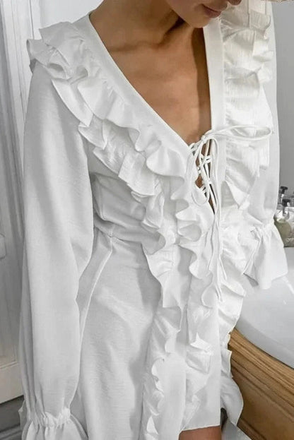 Well Tailored Dress with a Graceful Silhouette