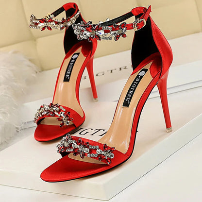 Classic Vintage & Enduringly Stylish Sandals