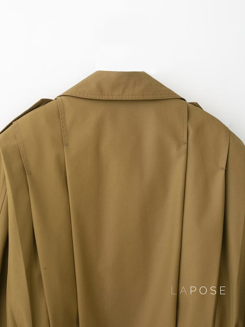 Well Tailored Garment with a Graceful Silhouette