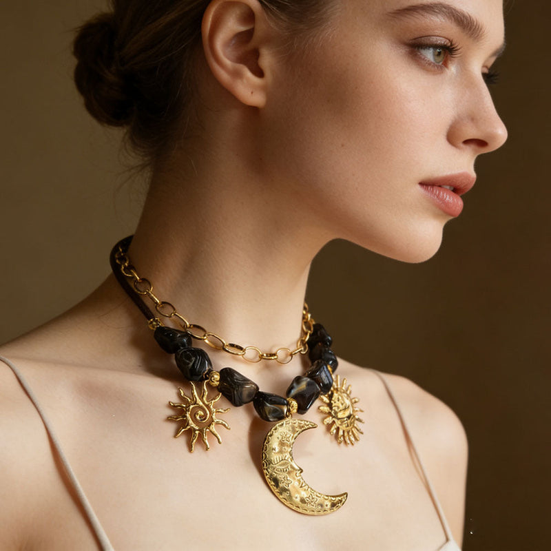 Effortlessly Elegant Garment with a Timeless Design