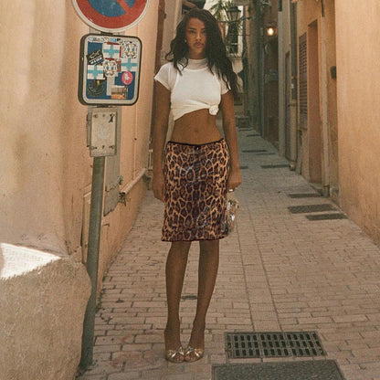 Well Tailored Garment with a Graceful Silhouette