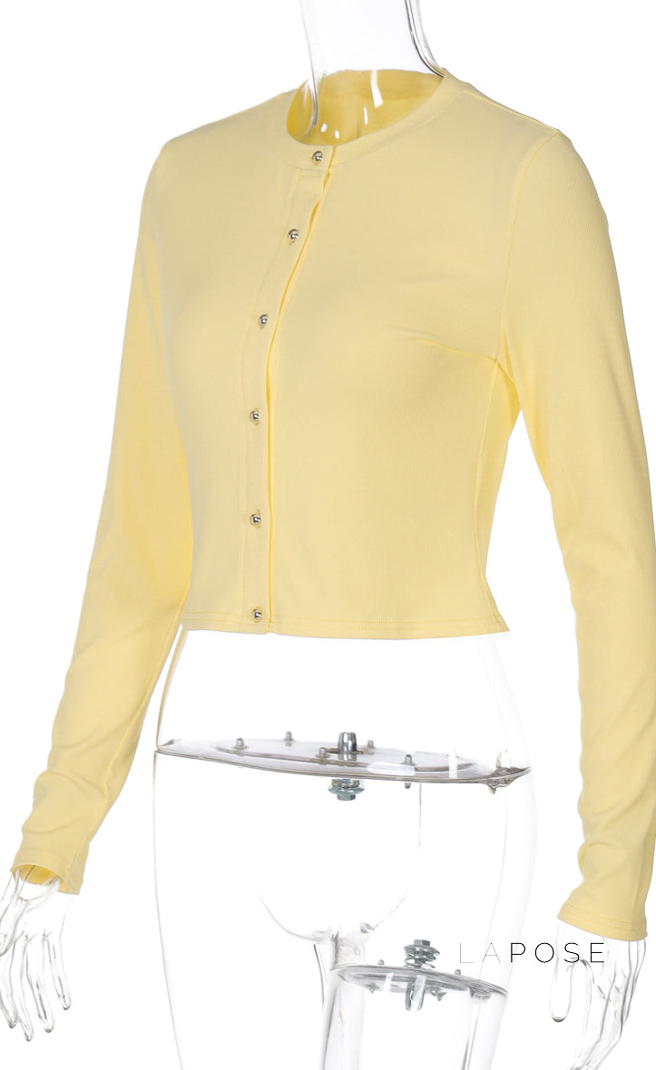 Elegantly Styled Cardigan for Everyday Wear