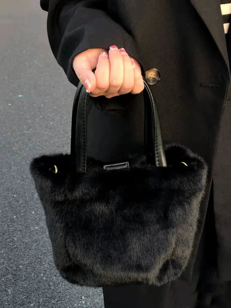 Beautifully Balanced Bag with Timeless Character
