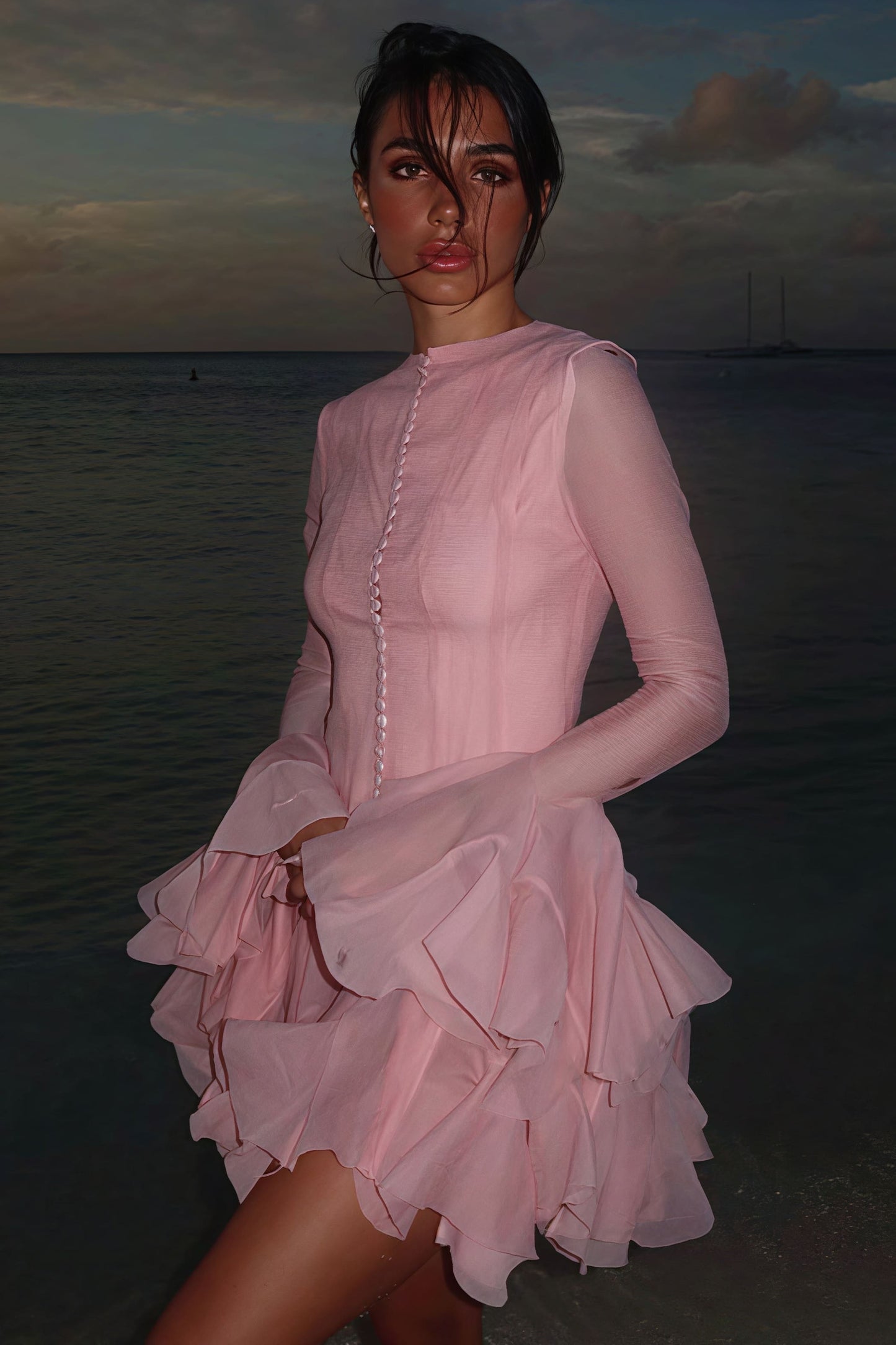 Well Tailored Dress with a Graceful Silhouette