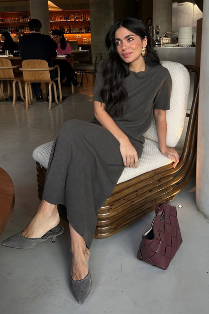 Sophisticated Garment with a Clean Classic Look
