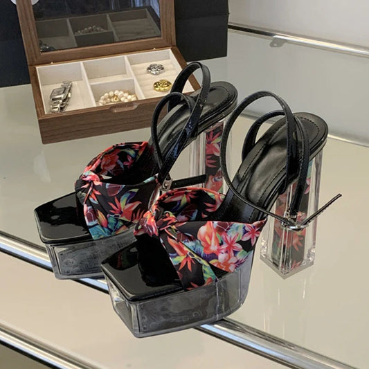 Polished Sandals with an Effortless Classic Look