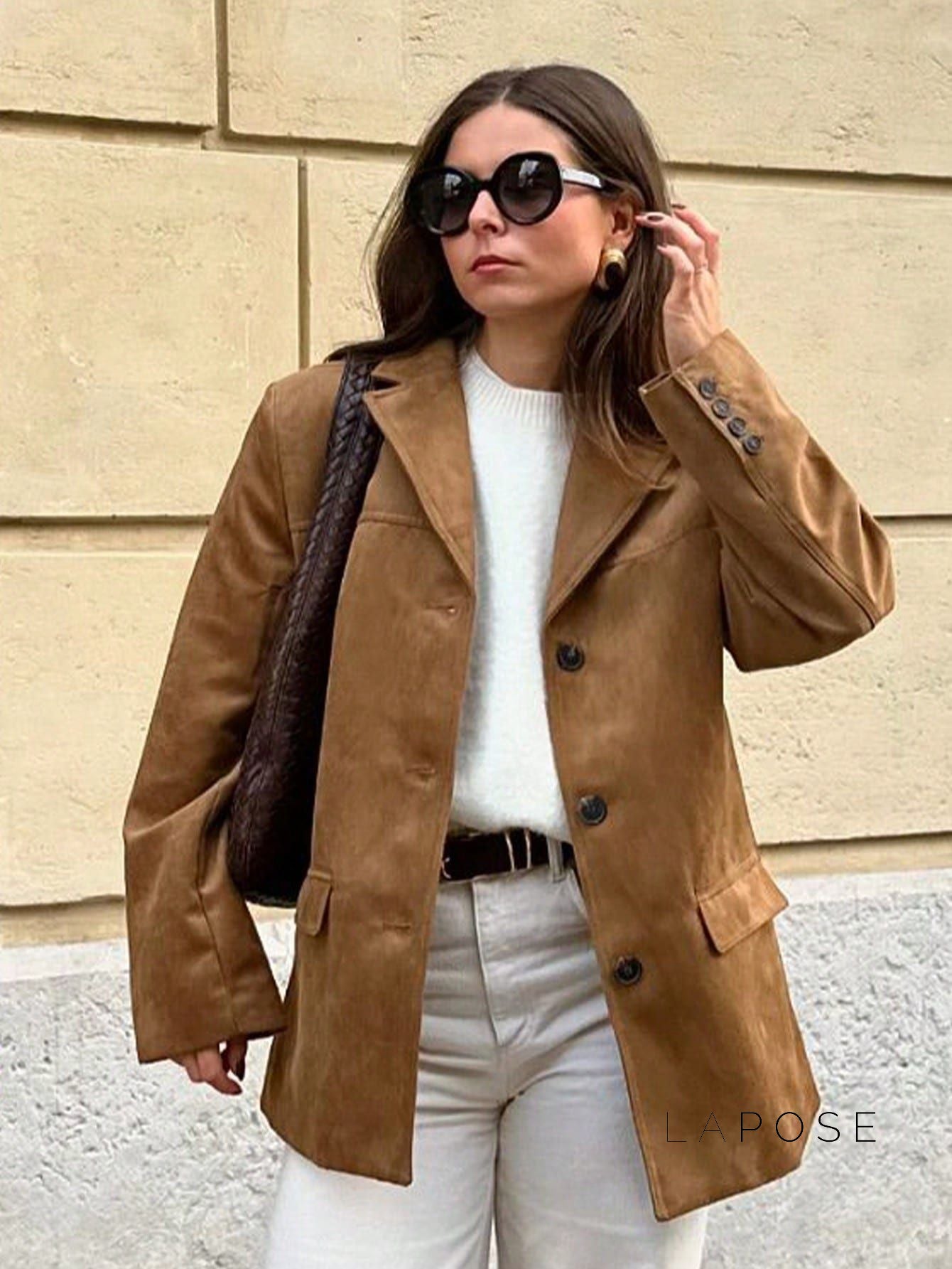 Effortlessly Elegant Garment with a Timeless Design